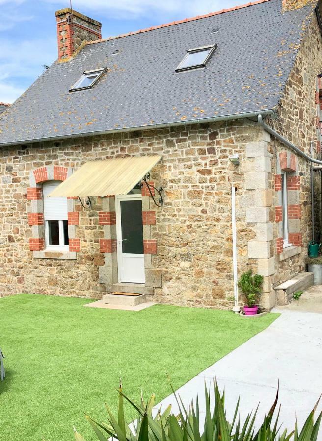 Maison De Campagne Cosy Et Calme Roz-sur-Couesnon Esterno foto